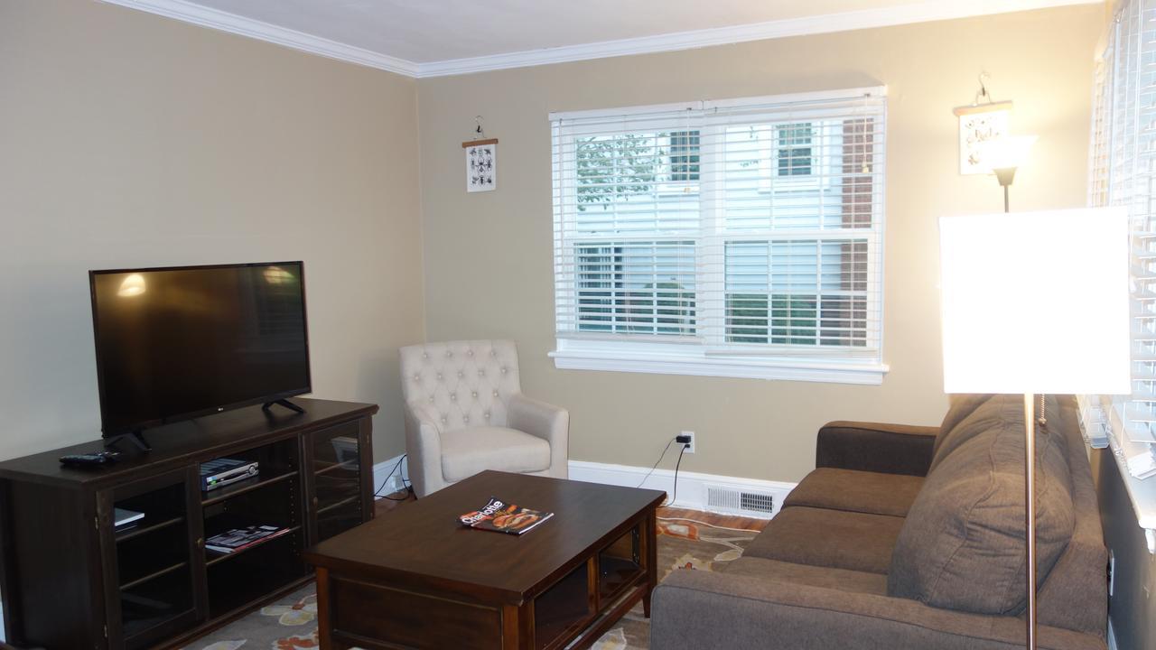 Apartamento The Right Side Duplex Charlotte